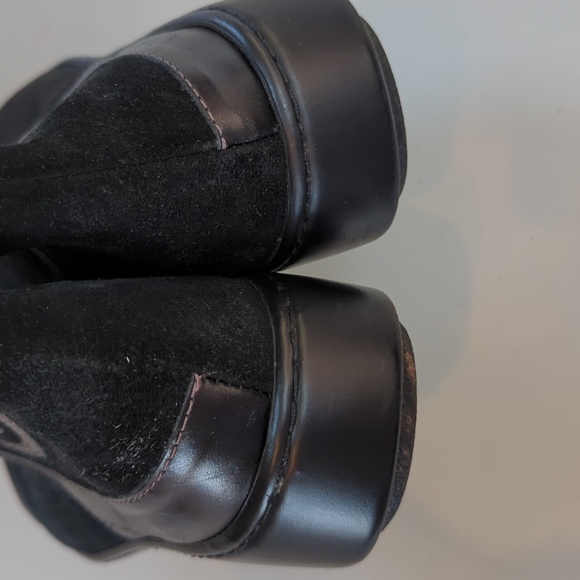 Naot, Oyster, Black Suede/Leather Booties. Sz40/9-9.5 - Picture 8 of 12